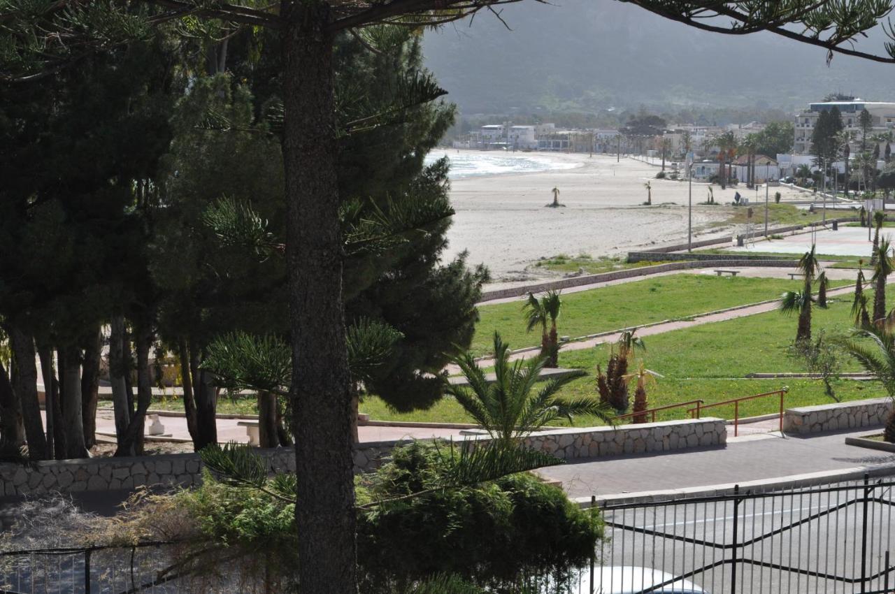 Villa Faro A Pochi Passi Dalla Spiaggia 圣维托罗卡波 外观 照片